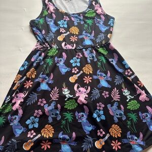 Disney Stitch stretchy fit and flare midi dress. Size XXL